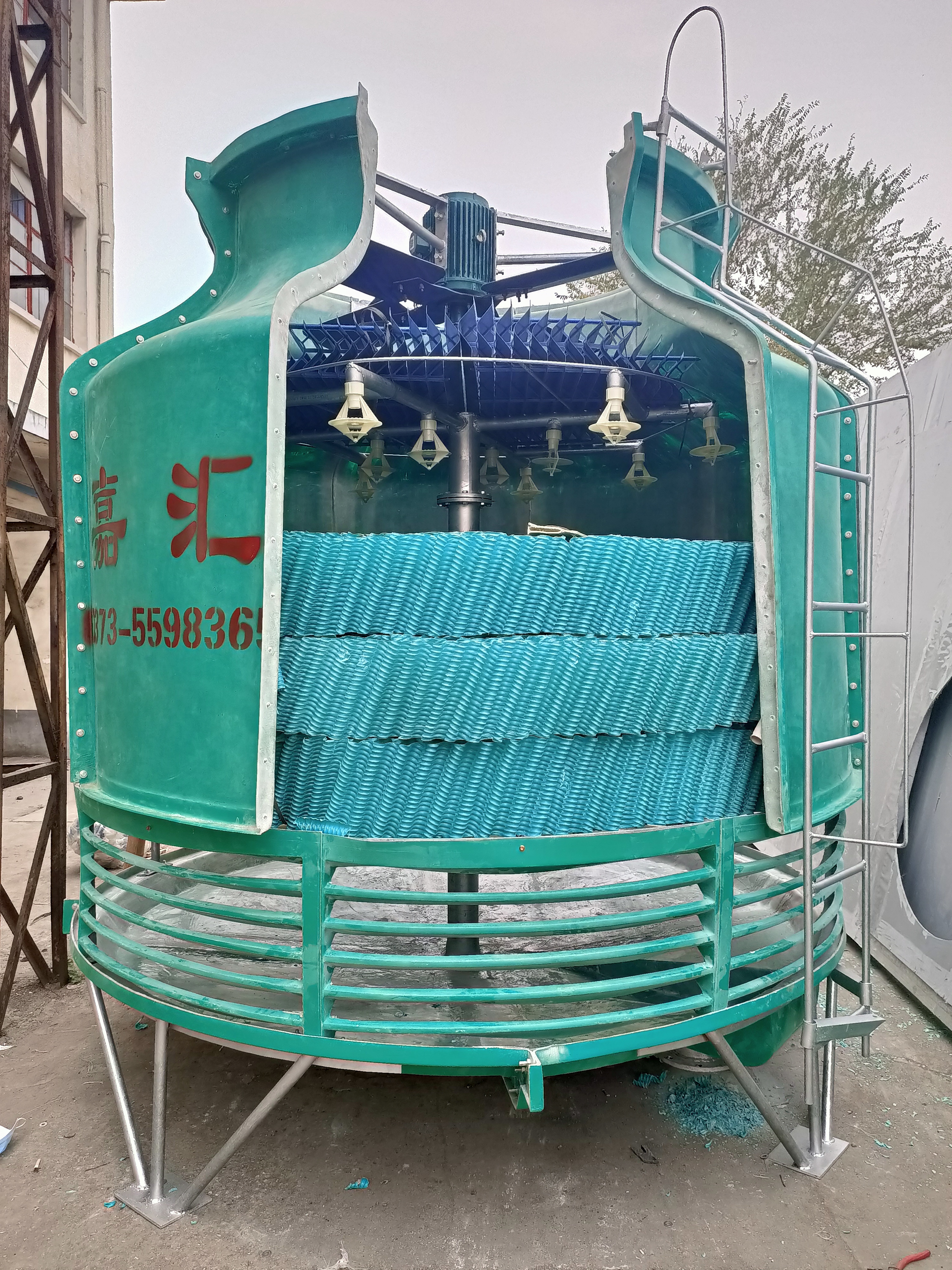 圓形逆流式玻璃鋼冷卻塔的工作原理與結(jié)構(gòu)