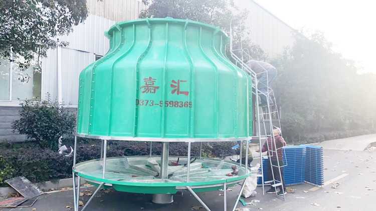 南陽DBNL3-150T×2臺圓形玻璃鋼冷卻塔